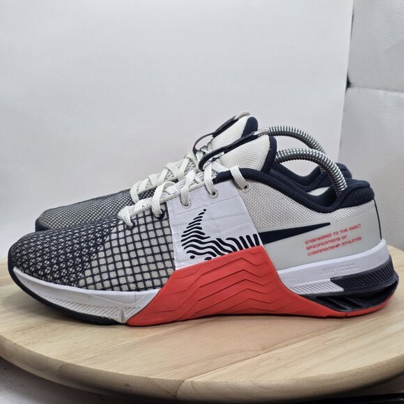 Nike Metcon 8 White Bright Crimson Men's  Gym Shoes DO9328-101. SZ 8.5 - Picture 1 of 10